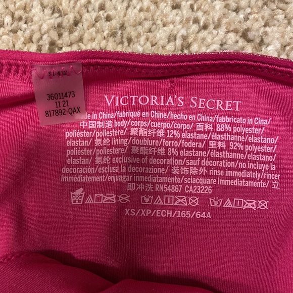 NWT Victoria’s Secret Velvet Pink SZ M Triangle Bikini Top - Picture 8 of 8